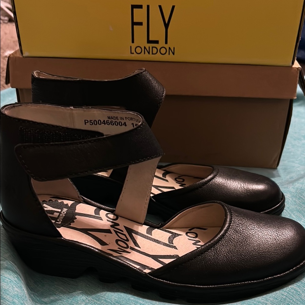 Fly London Black Women's Shoes